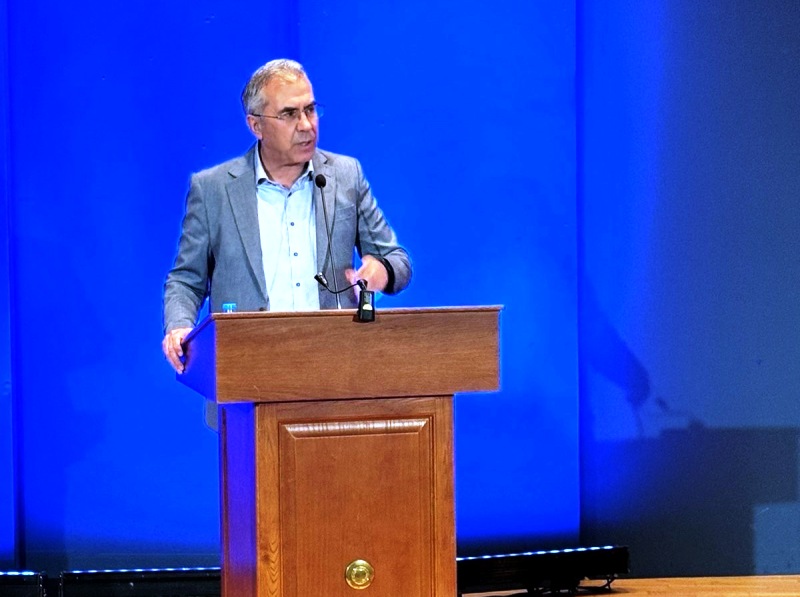 Στις εργασίες της τρίτης προσυνεδριακής συνάντησης διαλόγου της ΚΕΔΕ ο Θ. Μπαρής