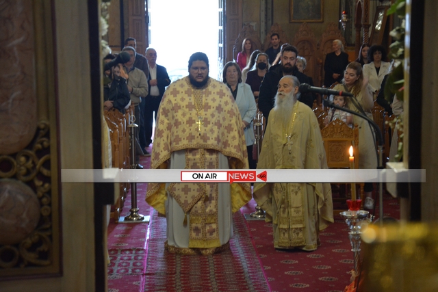 Εκκωφαντική η πρώτη Ανάσταση στο Μεσολόγγι (ΦΩΤΟ-ΒΙΝΤΕΟ)