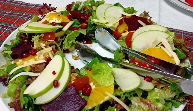 Πρωτοχρονιάτικη πολυσαλάτα