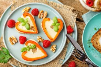Αγίου Βαλεντίνου: Ιδέες για πρωινό στο σπίτι