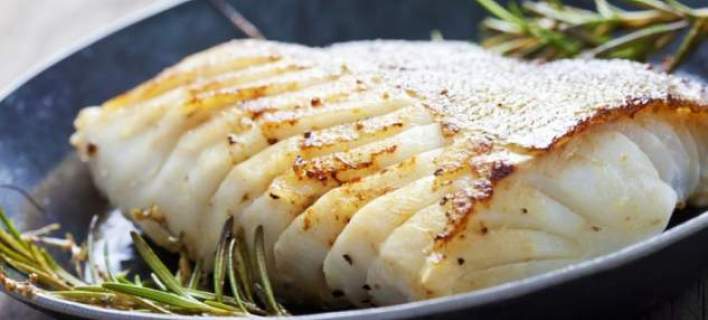 Ψάρι με βούτυρο και αρωματικά