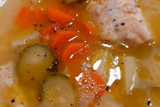 Ψαρόσουπα με λαχανικά για το ολοήμερο