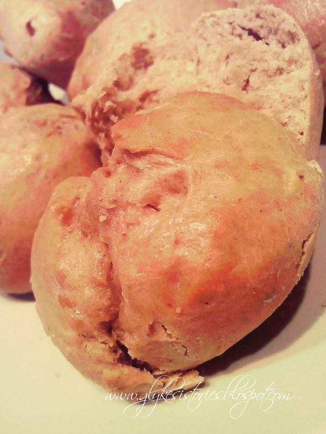 Δεκατιανό! Ψωμάκια με ξηρούς καρπούς!