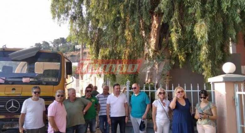 Αίγιο: Νέα συγκέντρωση έξω από το τμήμα Φυσικοθεραπείας για να αποτραπεί η μεταφορά του