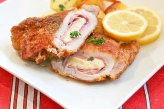 Γεμιστά σνίτσελ με ζαμπόν και τυρί
