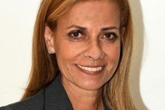 Η Κατερίνα Σολωμού θα δέχεται τους φίλους της στο πολιτικό της γραφείο από την προσεχή Δευτέρα