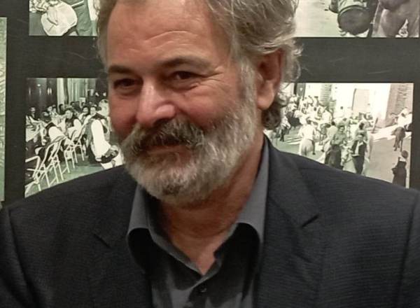 Στα γυάλινα αλώνια