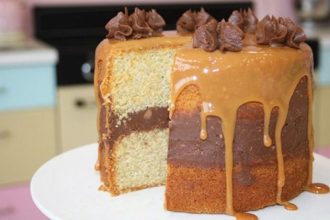 Κέικ με καφέ και καραμέλα