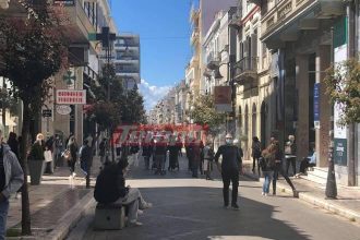 Κορονοϊός - Πάτρα: Οι "ουρές" πλέον είναι στα rapid κι όχι στα καταστήματα! ΦΩΤΟ
