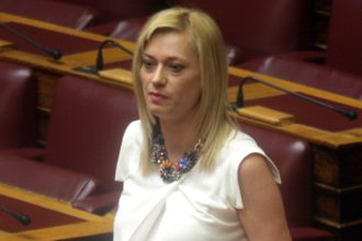 Η Ραχήλ Μακρή και ο... Καρανίκας