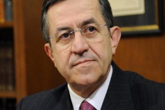 Ποιος είναι ο νόμος που απαγορεύει την ένωση του πιστού με τον Θεό