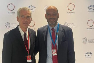 Στην Πράγα ο Ιάσονας Φωτήλας