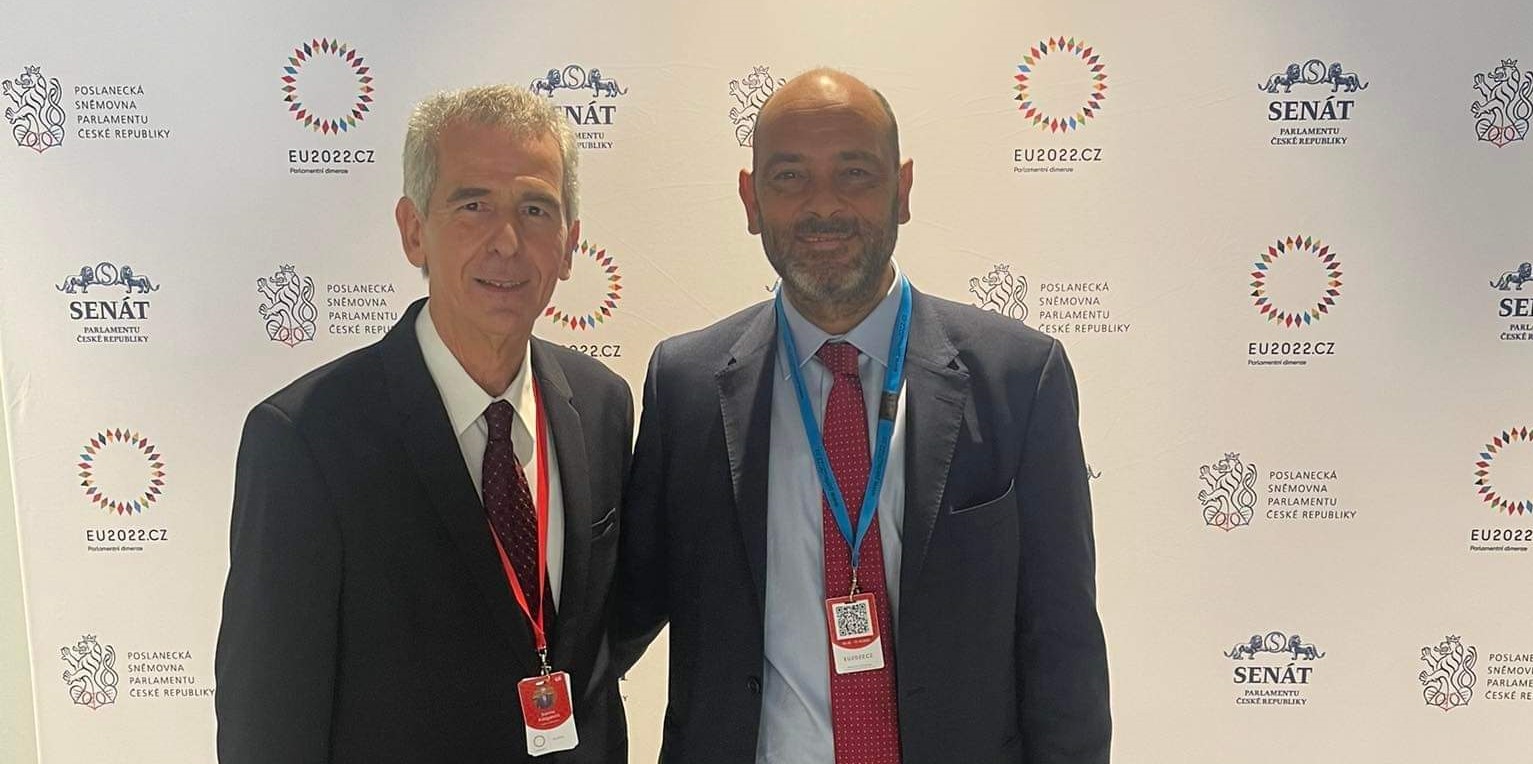 Στην Πράγα ο Ιάσονας Φωτήλας