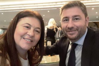 Το κάλεσμα της Τόνιας Παπαλεξάτου για την ομιλία Ανδρουλάκη στην Πάτρα