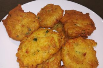 Ρεβιθοκεφτέδες με τα ρεβίθια που περίσσεψαν