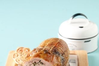 Ρολό αρνί γεμιστό με συκωταριές