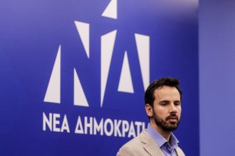 Ν. Ρωμανός: Το ΠΑΣΟΚ λέει ότι όσα κάνουμε για τις τράπεζες είναι δικές του προτάσεις ενώ τα χαρακτηρίζει «χάδια»