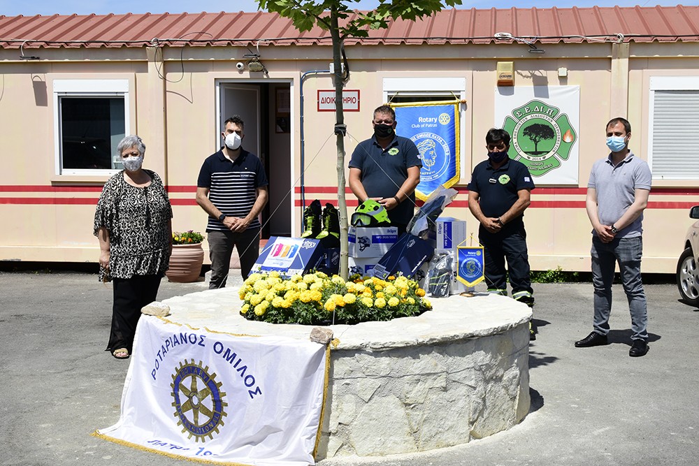 Δωρεά του Ροταριανού Ομίλου Πατρών στους εθελοντές του ΣΕΔΙΠ – ΦΩΤΟ