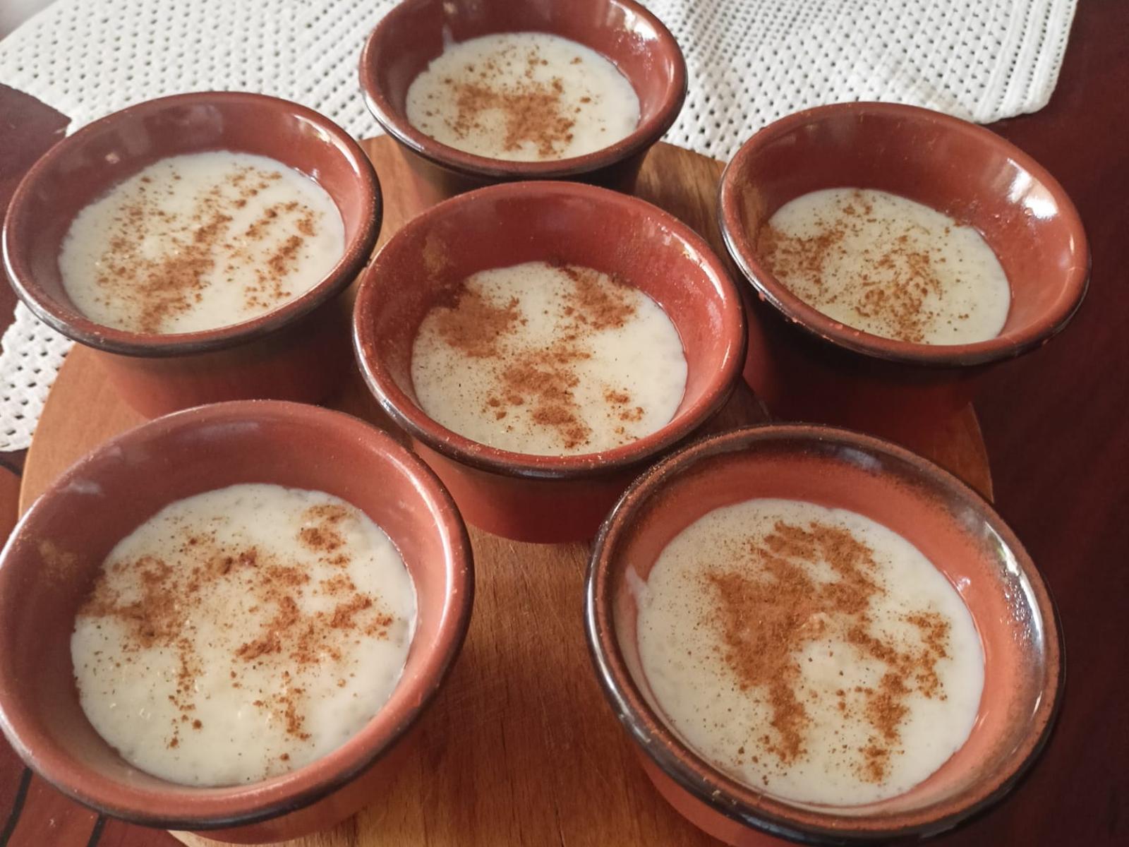 Ρυζόγαλο με το ρύζι χτυπημένο στο γουδί