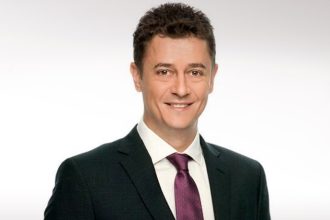 Για δύο χρόνια ακόμη στον Alpha ο Σρόιτερ