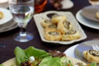 Σαλάτα με σταφύλι Μοσχάτο και φέτα