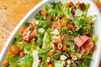 Σαλάτα του Καίσαρα σε γιορτινή εκδοχή