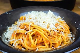 Σάλτσα από φακές για ζυμαρικά