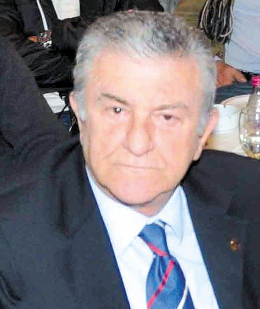 Σπάνια φωτογραφία του Γιώργου Σαραντόπουλου κάτω από το τέρμα!