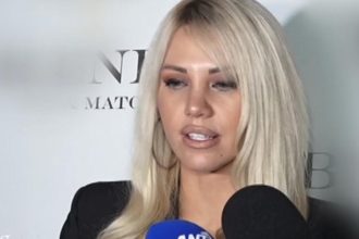 Σάσα Μπάστα: «Γνωστό μοντέλο με είδε και είπε στον άντρα μου τι “μπιπ” είναι αυτό, θέλω να την “μπιπ”»