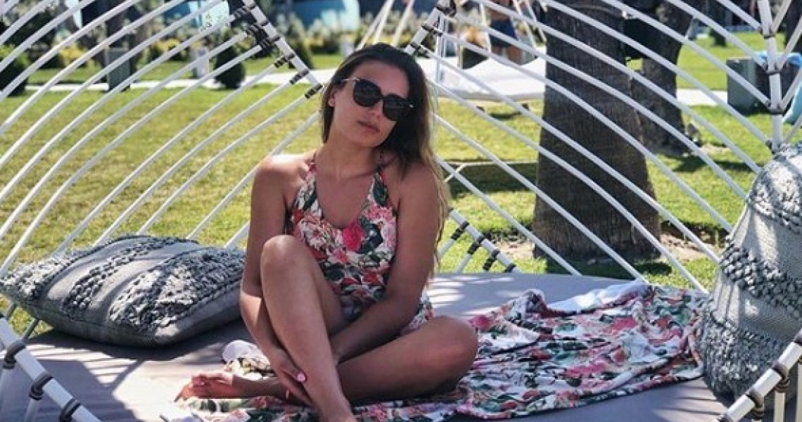 Κόρη Ζάεφ: "Δαγκωτό" Χαλκιδική για τις διακοπές της - Ποιος την συνόδευε - ΦΩΤΟ