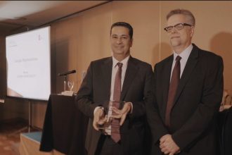 Ο Δήμος Αγρινίου βραβεύθηκε για σύγχρονο ενεργειακό σχολείο