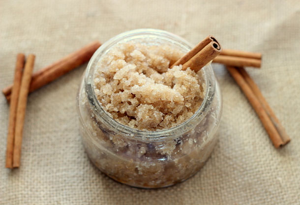 Απολεπιστικό κατά της κυτταρίτιδας με 4 απλά υλικά