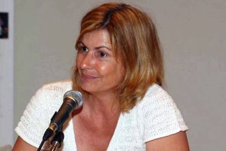 Αλεξία Έβερτ: Το σχόλιο που την έθεσε εκτός δήμου και οι αντιδράσεις