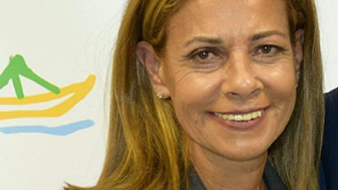 Κατερίνα Σολωμού: Το Άγιο Φως ας γεμίσει τις καρδιές μας με αγάπη, δύναμη, αισιοδοξία
