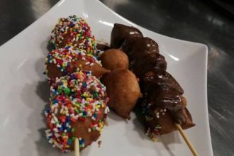"Sweet day": Πλέον οι λουκουμάδες ...βρήκαν το στέκι τους! Το νέο κατάστημα στο κέντρο της Πάτρας
