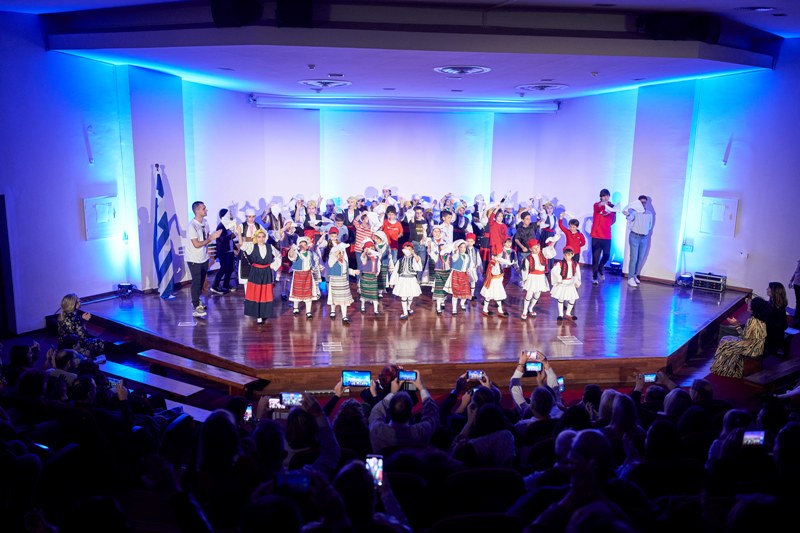 «Ήταν κάποτε που λες…» από τις παιδικές χορευτικές ομάδες του Λυκείου των Ελληνίδων Πατρών