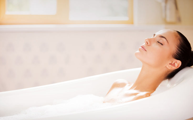 Δύο τρικ για να απολαμβάνεις περισσότερο το μπάνιο σου