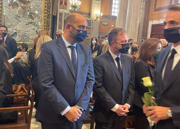 Στο τελευταίο αντίο της Φώφης Γεννηματά ο Ιάσονας Φωτήλας