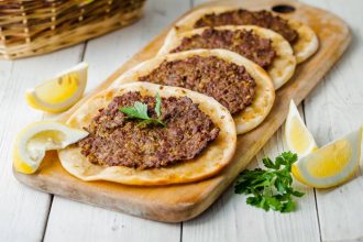 Λαχματζούν