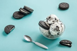 Σπιτικό παγωτό cookies με λίγα υλικά