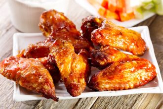 Πικάντικες φτερούγες κοτόπουλου