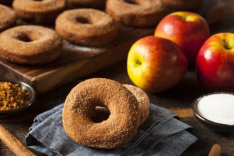 Ντόνατς με μήλο