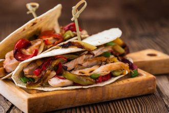 Φαχίτας με κοτόπουλο