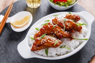 Κοτόπουλο τεριγιάκι με ρύζι