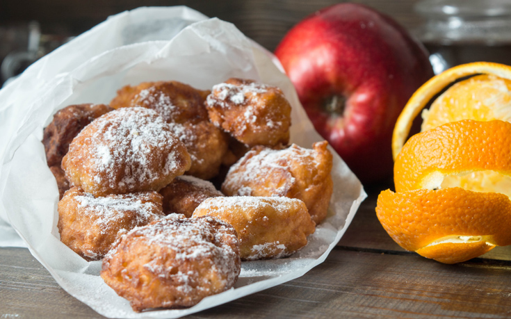 Λουκουμάδες με μήλο