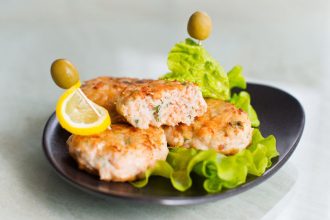 Κεφτεδάκια σολομού