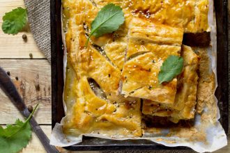 Κιμαδόπιτα με μπεσαμέλ