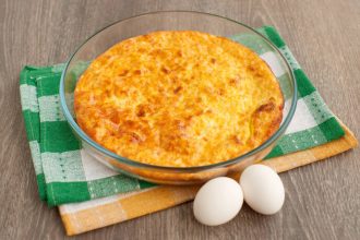 Εύκολη ομελέτα φούρνου