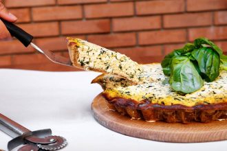 Τάρτα με σπανάκι και προσούτο