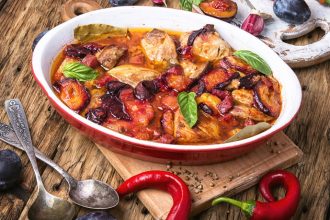 Ψητό χοιρινό με δαμάσκηνα